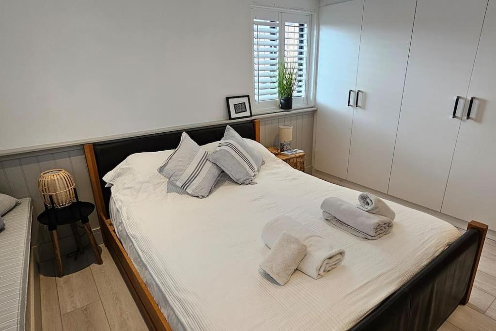 Humberston Boathouse Lodge & Hot Tub - Cleethorpes Beach Cabin Chalet Buitenkant foto