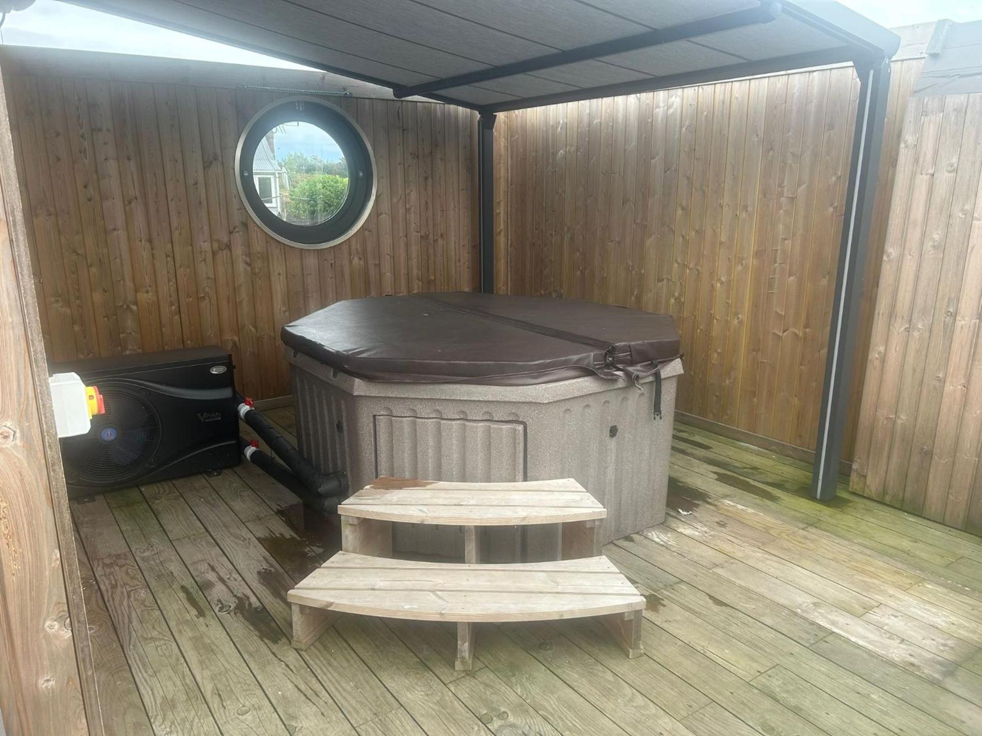 Humberston Boathouse Lodge & Hot Tub - Cleethorpes Beach Cabin Chalet Buitenkant foto